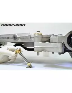 Audi TTRS 8J TyrolSport framvagncentrerings kit med 2 ARP bultar