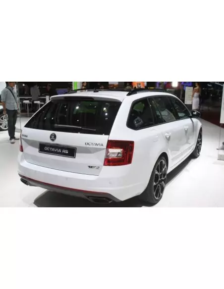 Skoda Octavia RS 5E svarta utblås höger och vänster
