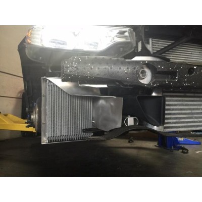 BMW M135i 3,0T N55 F22 Evolution Racewerks Sports Series Oljekylar kit med aluminium styrning