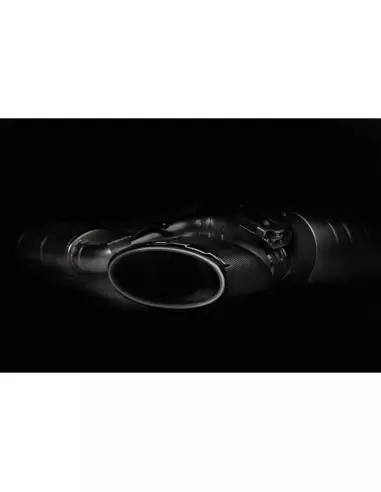 Audi RS6 4,0TFSi V8 C8 Akrapovic Evolution System (från mitt under bilen) i Titan med kolfiber utblås