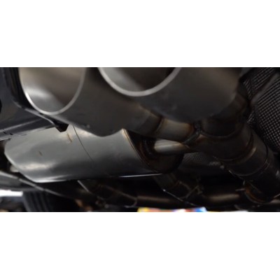 BMW M4 S58 G82/G83 Milltek Sport Från Partikelfilter och bakåt (måste kapas) 4x GT100 Titan utblås med avgasventiler