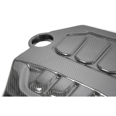 VAG MQB 2,0TFSi EA888 EVO4 Forge Motorsport Kolfiber motorkåpa