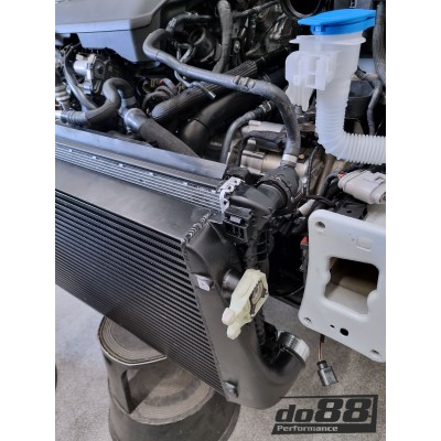 VW Golf R 2,0TFSi MK8 EA888 EVO4 DO88 Intercooler BIG PACK kit (svarta slangar)