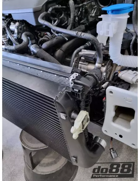 VW Golf R 2,0TFSi MK8 EA888 EVO4 DO88 Intercooler BIG PACK kit (svarta slangar)