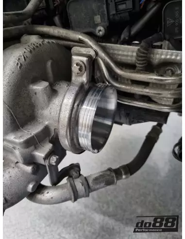 Porsche 992 3,0T Carrera DO88 Svarta Inloppsslangar till turbos