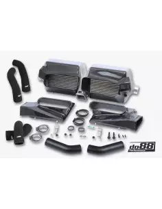 Porsche 992 3,0T GTS DO88 Intercooler kit Big Pack med svarta slangar och tryckrör (för SportDesign / GTS Package stötfångare)