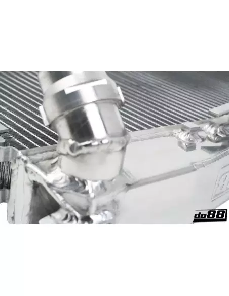 BMW M3 4,0 V8 E90/E92/E93 DO88 Vattenkylare i Aluminium