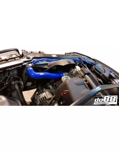 BMW M3 3,2 E46 DO88 Vattenkylare Aluminium med svarta slangar (kit)