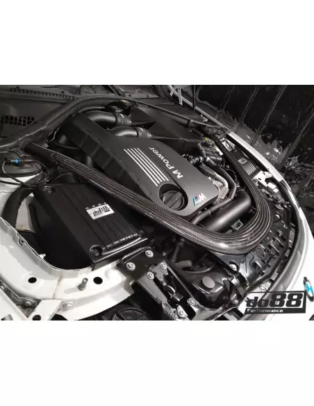 BMW M3 3,0T S55 F80 DO88 Tryckrör med tryckslang mellan turbo och intercooler