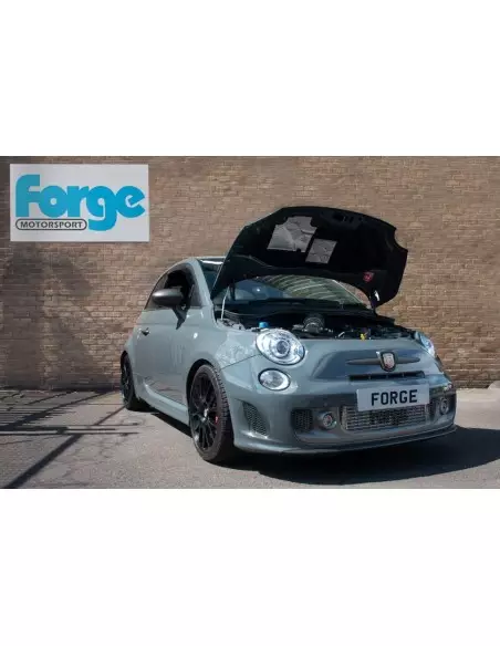 Abarth 500/595/695 1,4Turbo (endast manuella växellådor) Forge Motorsport Intercooler kit med svarta slangar