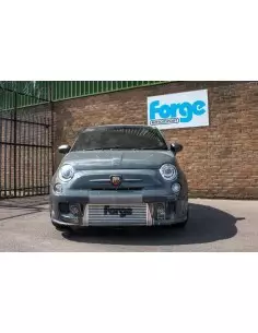 Abarth 500/595/695 1,4Turbo (endast manuella växellådor) Forge Motorsport Intercooler kit med svarta slangar