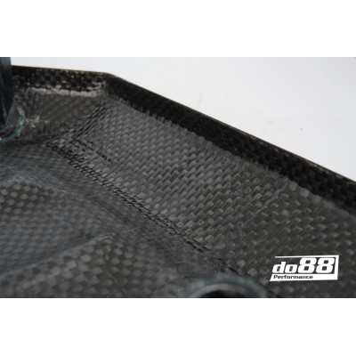 VAG MQB (MK8) 2,0TFSi EA888 EVO4 DO88 Kolfiber motorkåpa