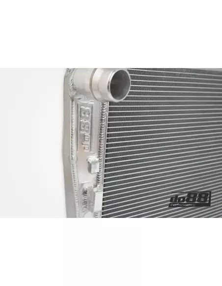 BMW 135i 3,0T N54/N55 E82 (endast bil med manuell växellåda) DO88 Vattenkylare i Aluminium