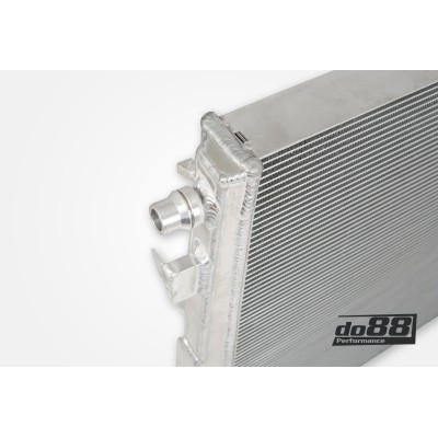 BMW M240i B58.2 G42 DO88 Front IC Vattenkylare (Chargecooler)