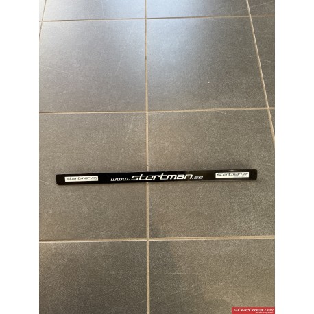 Stertman Motorsport Reklamlist till nummerplåt med vår webadress och logga (Formac)