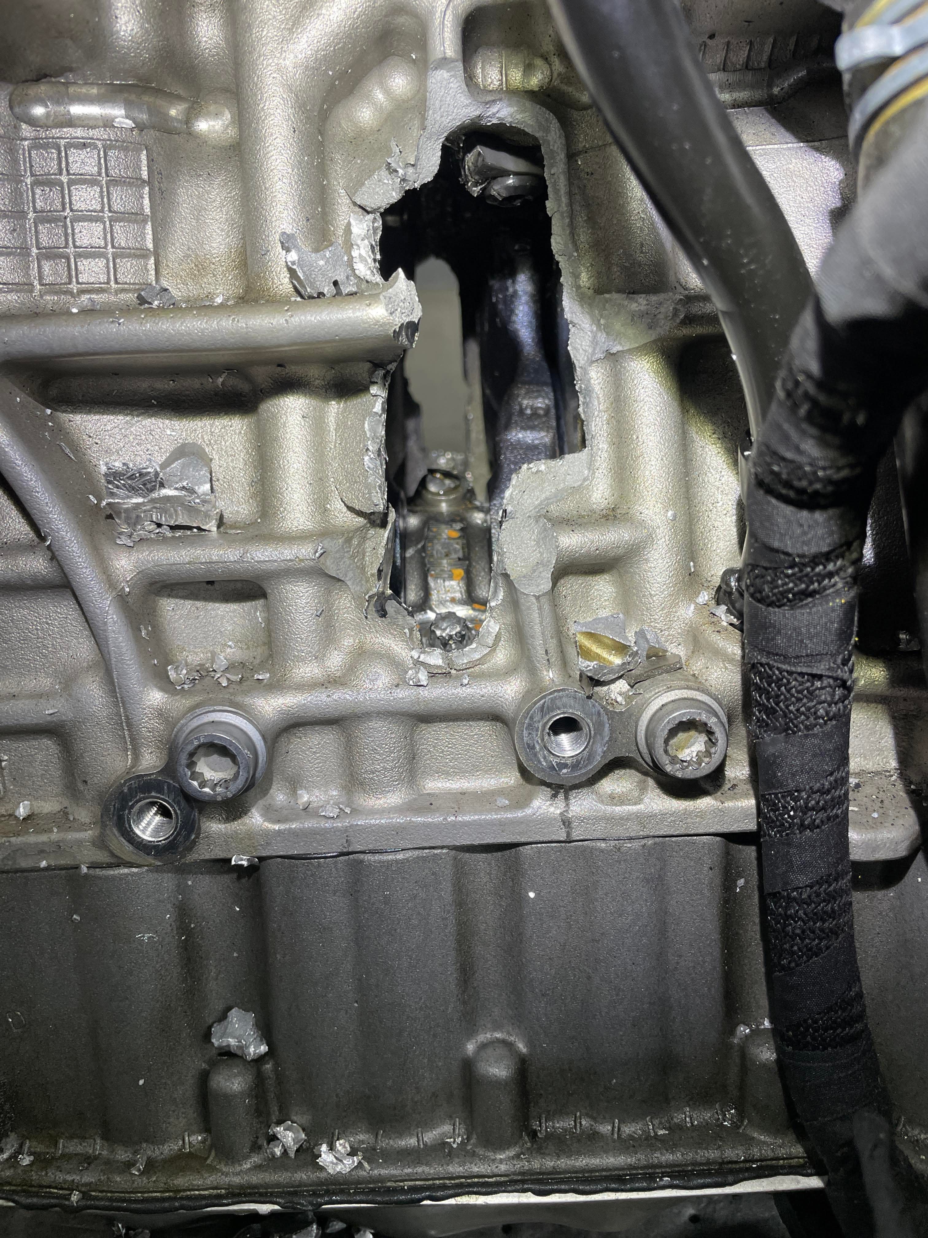 Audi DNWA med stake genom blocket.